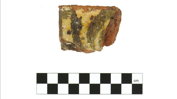 Medieval floor tile fragment